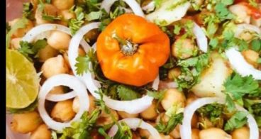 Aloo Cholay